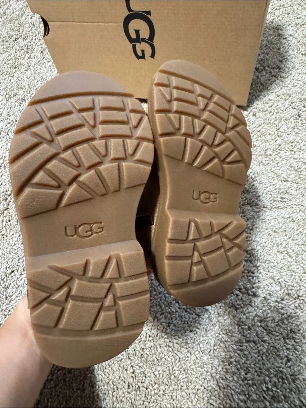 Toddler girl’s size 6 UGG Tillee Tan Boots NIB